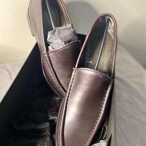 Gucci loafers/flats